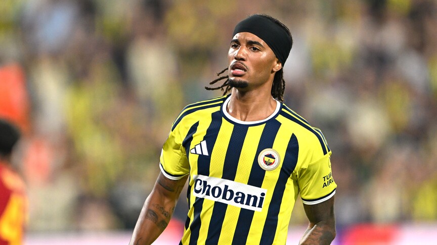 Archie Brown, Şampiyonlar Ligi'nde haftanın 11'ine seçildi