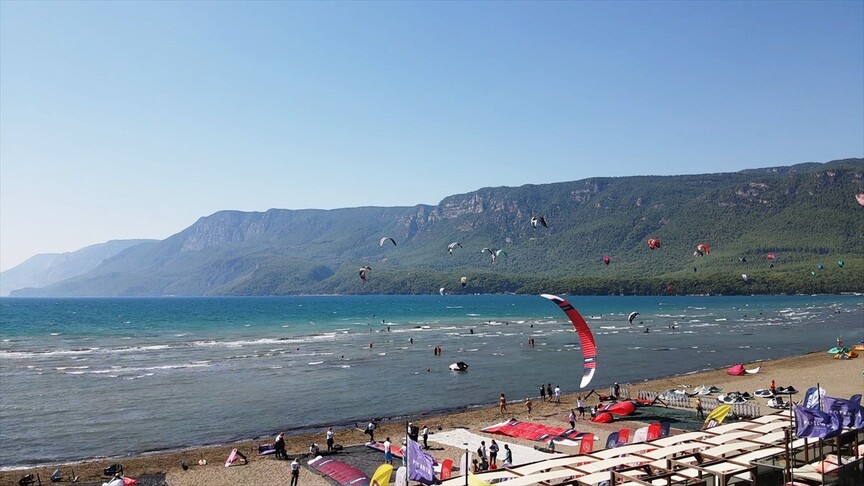 Dünya ve Avrupa yıldızları, Akyaka'da 