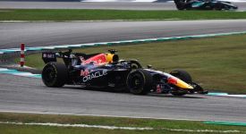 Formula 1 Bahreyn Grand Prix'sinde pole pozisyonu Max Verstappen'in